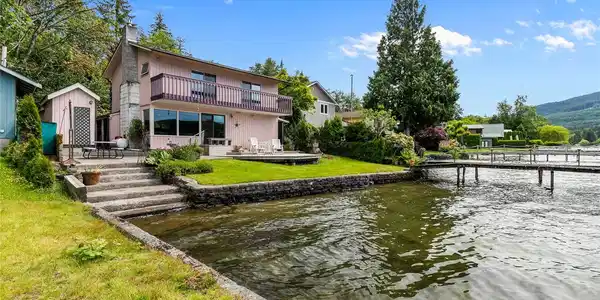 451 Lake Samish