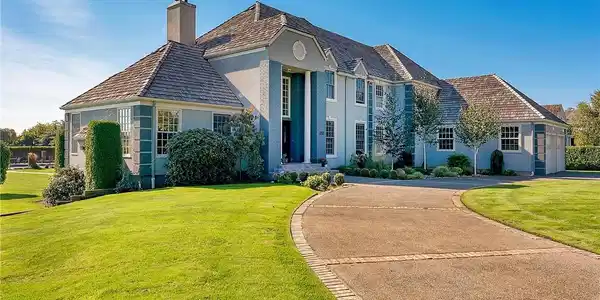 353 E Wiser Lake Road