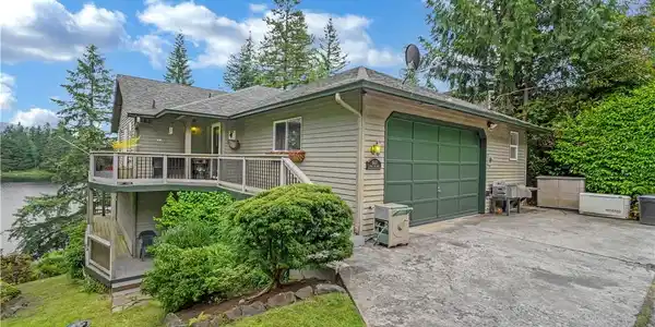 6231 Adams Log Cabin Rd