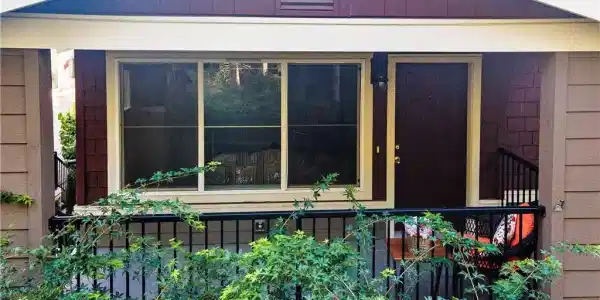 2161 Hammond