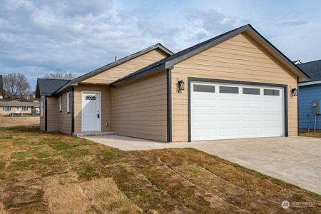 123 9th Ave