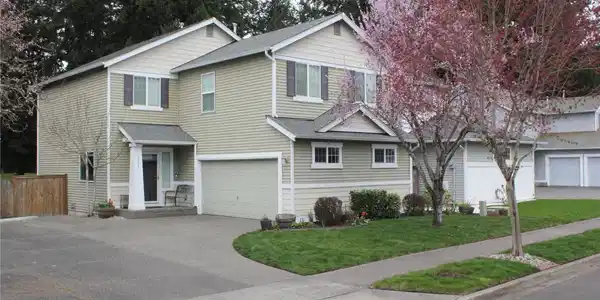1274 Hudson