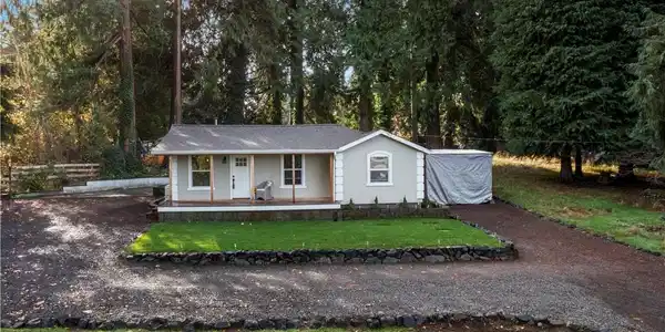 7635 Fair Oaks SE