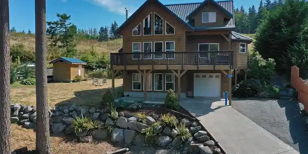 1130 Honeymoon Lake