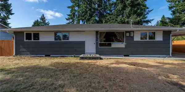 11722 Military SW