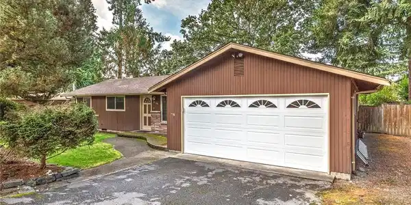 9138 112th SW