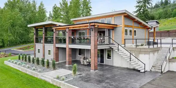3154 Sheridan
