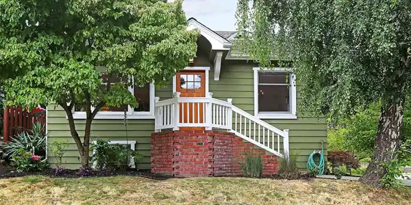 6549 Sunnyside N