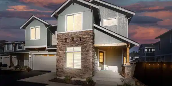 33566 Poplar SE