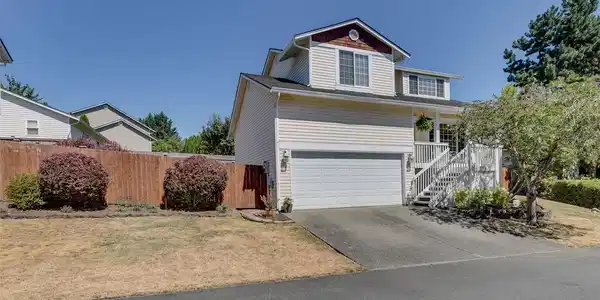 9419 16th NE