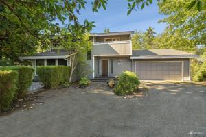 12211 Densmore N