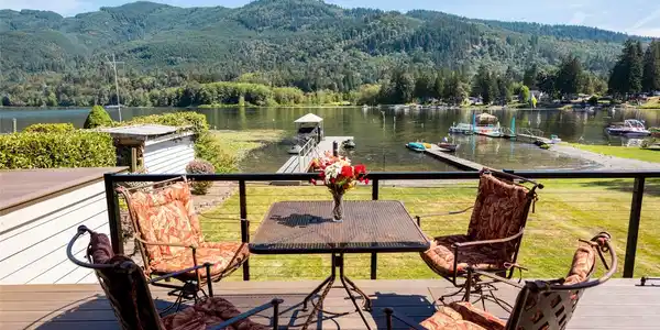 274 Shallow Shore