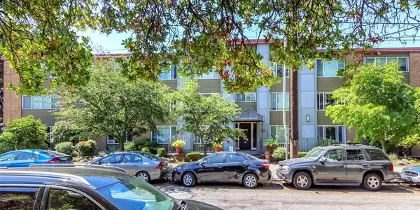 1707 Boylston