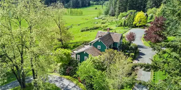 1921 Crow Valley Road