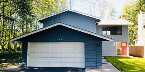 3257 Longhorn Drive NW