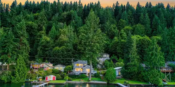 2568 Lake Whatcom Blvd