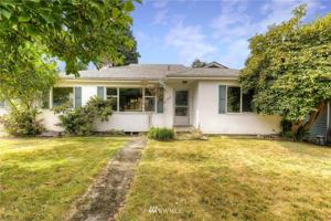 3321 Pear SE