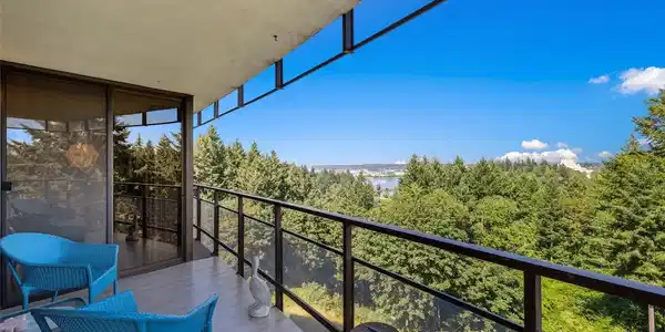 1910 Evergreen Park SW