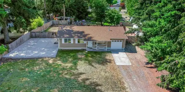 4943 Island E