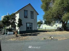 217 N 6 th