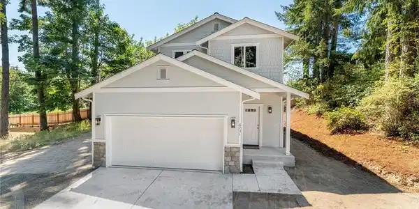 6731 Clover Valley
