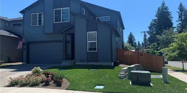 7711 22nd SE