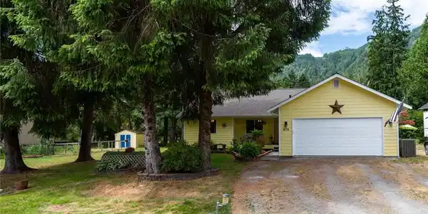 679 Cain Lake