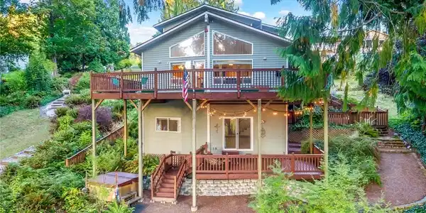21618 Lost Lake