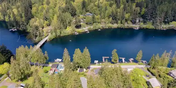 949 W Lake Samish