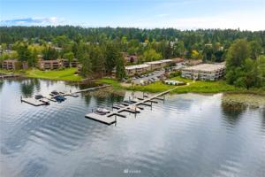 4214 Lake Sammamish NE