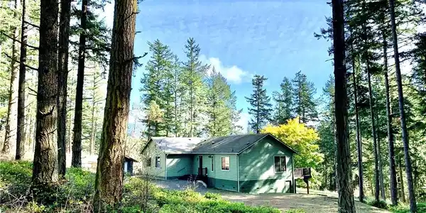 1755 Crow Valley