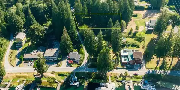 953 W Lake Samish Drive