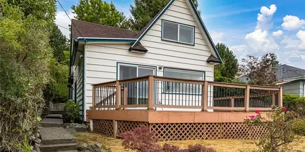 4009 Silver Beach