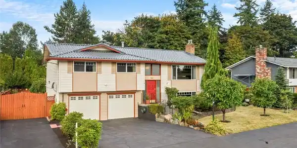 10908 23rd SE