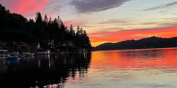 949 Summit Lake Shore NW