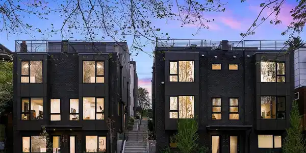 716 A 11th E