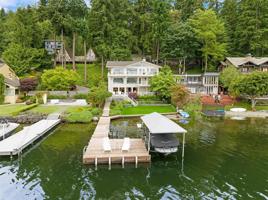 1554 Lake Sammamish SE