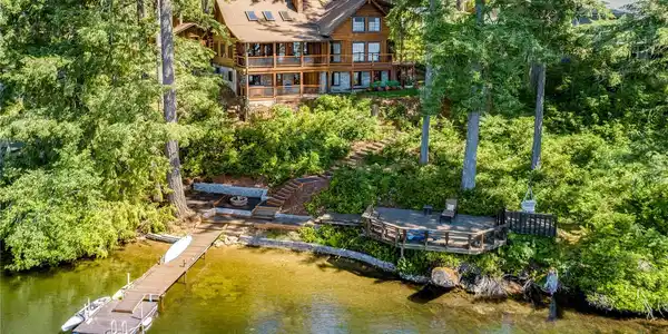 4274 Panther Lake W