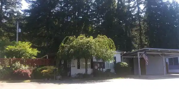 4707 Black Lake Belmore SW