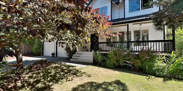 4339 Shadowood