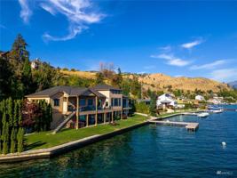 1300 Lakeshore
