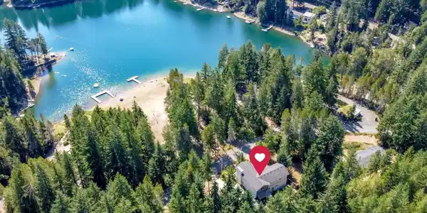 381 Lakeshore N