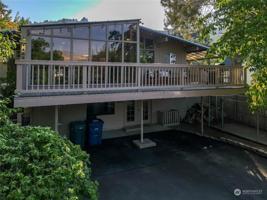2211 Prospect