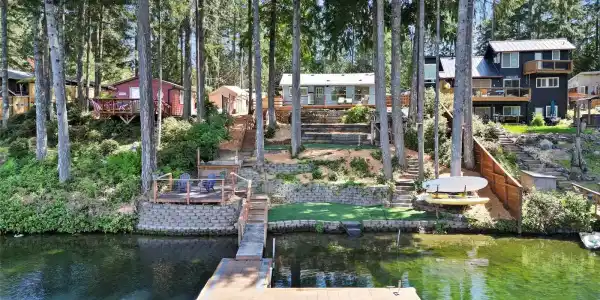 850 Phillips Lake Loop