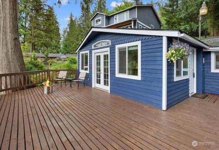 1024 Lake Roesiger