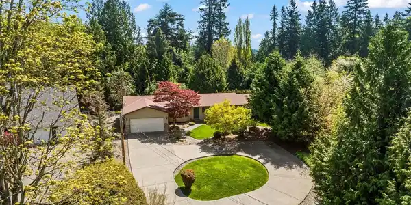 12523 Marine View Drive
