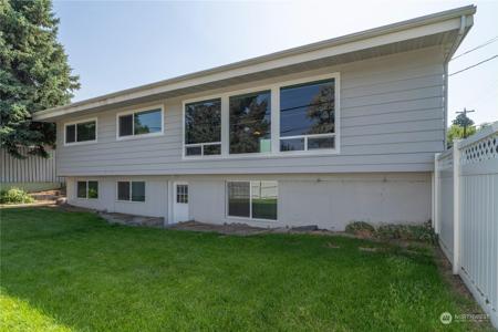 2072 Belair