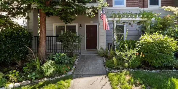 2166 Palisade