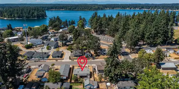 14813 Portland SW