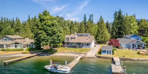 2605 Northshore